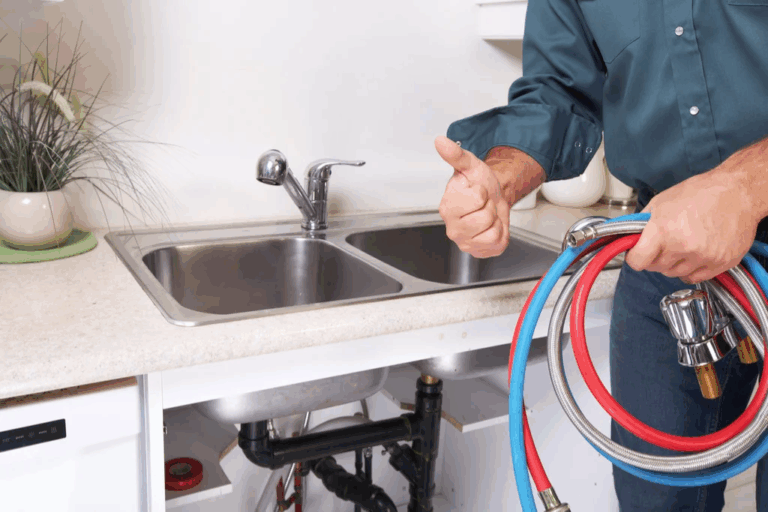 Read more about the article Solve Your Problems with Online Plumber Services